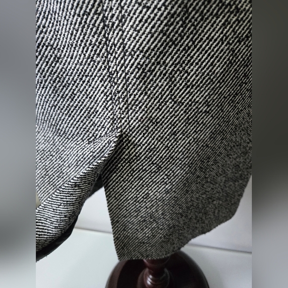 Ecocci Black and Grey Ruffled Cotton Top And Wool Blend Bottom Dress. Size 0 - Picture 7 of 13